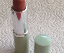 Clinique Lipstick Brand NEW Shade Just Raisin