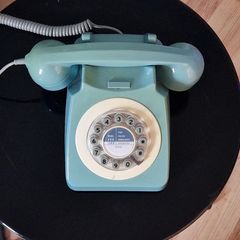 Vintage Retro Style Push Button Telephone