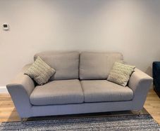 3 Seater sofa with 2 matching cushions