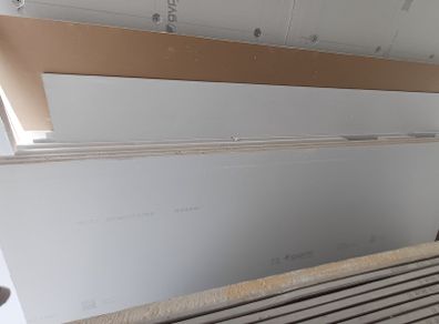 Insulated plasterboard