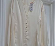 Brand new blouse with tags collect Swords or Lusk