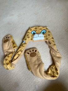 Leopard hat