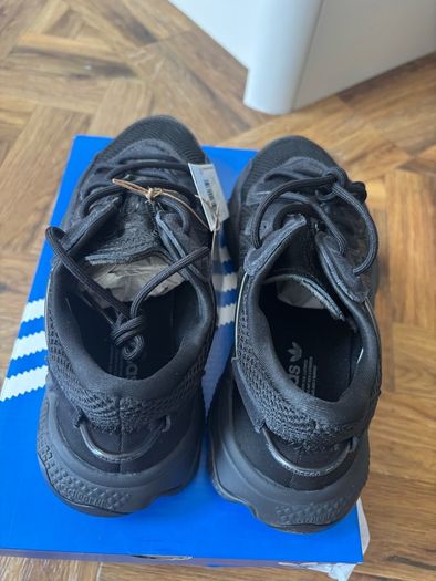 Adidas runners UK 5.5