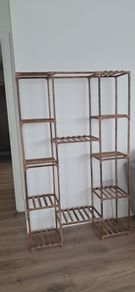 Plant stand