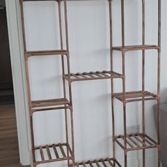 Plant stand