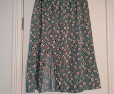 Gorgeous floral midi skirt with side slit