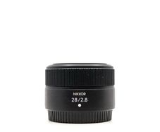 Nikon Z 28mm 2.8 wide angle lens