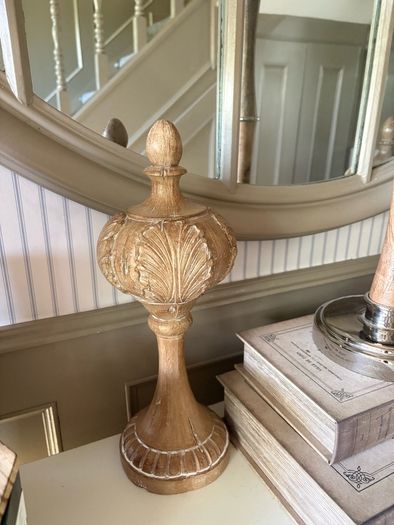New 37cm high wood effect pumpkin finial with whitewash finish