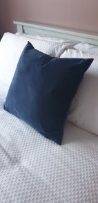 Velvet cushion