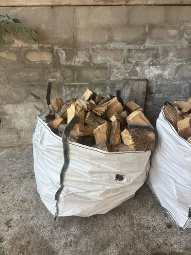 Tonne bag of sticks
