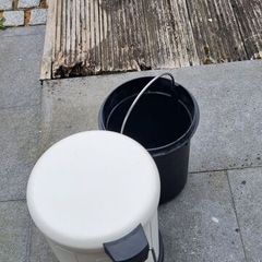 pedal bin