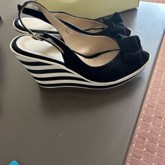 Carl Scarpa Wedge Heels Shoes.