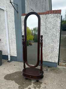Free standing Mirror