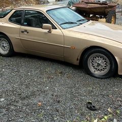 1985 Porsche 944