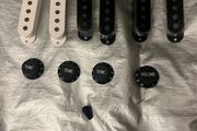 Fender Stratocaster Guitar knob set volume tone cover single pickups set Charvel esp fender telecaster jackson Ibanez electric guitar parts accessories