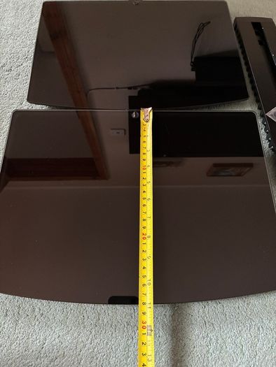 Wall mounted AV glass shelves