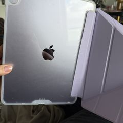 iPad Air 11-inch (M3) purple