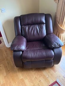 Sitting rooms chairs