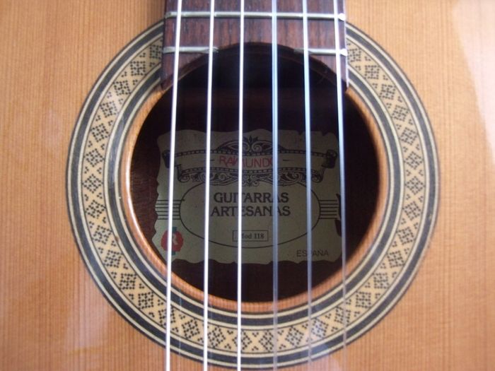 Raimundo model 118 Classical Guitar - Made in Spain