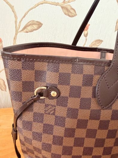 Louis Vuitton Neverfull Damier Ebene MM