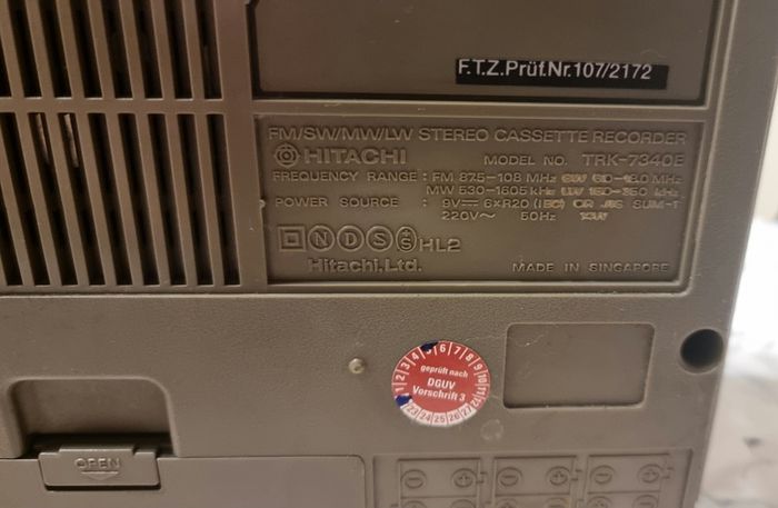 From 1981 Hitachi TRK-7340E, Working good.