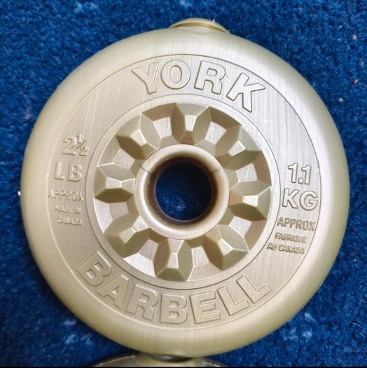 York Weight Set 35kg + Barbell