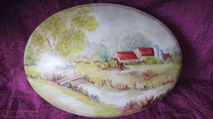 Vintage jewellery box