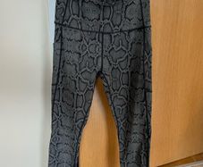 Varley  leggings size M. Great condition