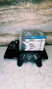 Playstation 3 Super Slim 74 GB Console CECH-4203A Bundle ,Complete ,Read Descrip