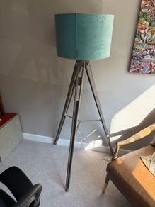 Floor lamp
