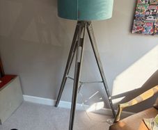 Floor lamp