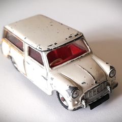 Diecast Vintage Dinky Toys Morris Mini Traveller - Fair to Good Original Condition/No Box