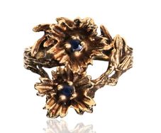 Vintage 9ct gold sapphire flower cluster ring - size M