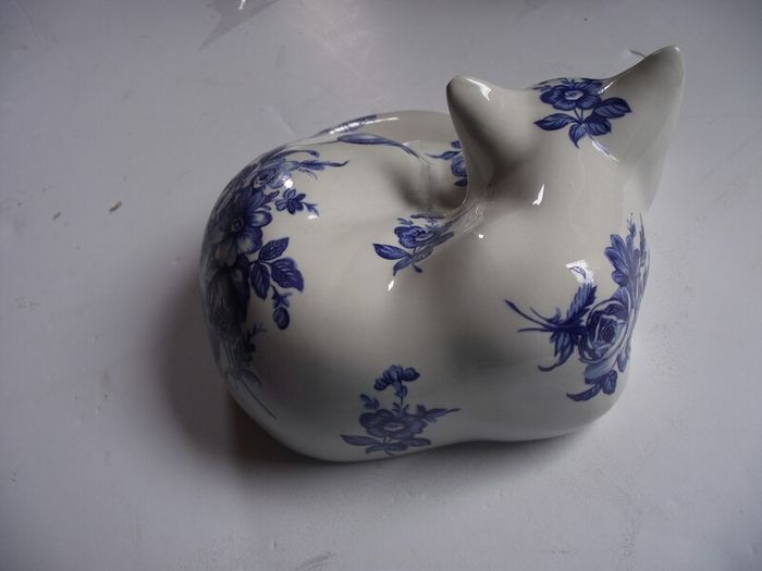 Vintage Set of 3 Ceramic cats by Just Cats & Co. Staffordshire - Circa 1980's