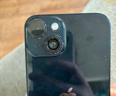 iPhone 14 midnight blue
