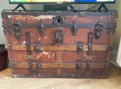 vintage trunk