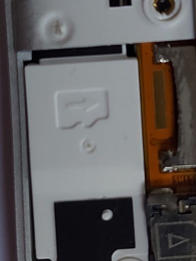 Docomo X DTAB, 16GB, Model d-01G. takes a sim and SD Card, great for watching youtube etc, nice compact 8 inch Tablet