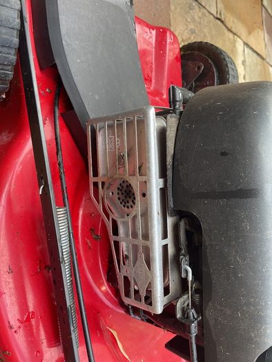Petrol lawnmower brigs and Stratton