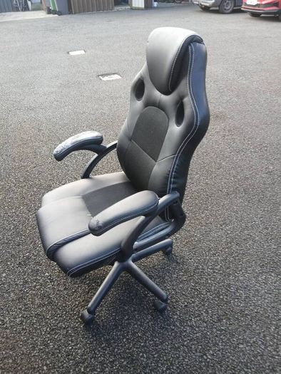 gaming / desk chair