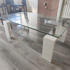Glass coffee table like new