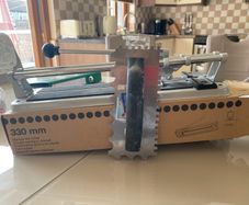 tile cutter