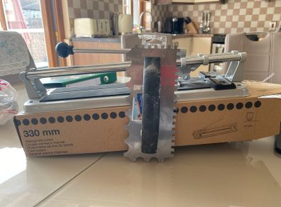 tile cutter