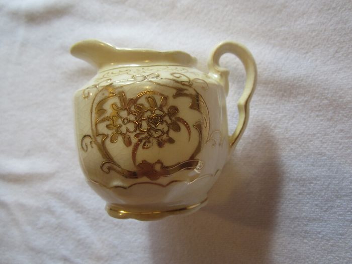 RARE VINTAGE Genuine Samurai china, handpainted