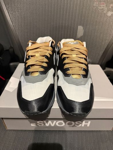Goldeneye Nike Air Max 1