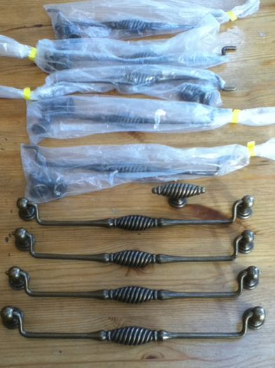 Old style drawer handles X 9