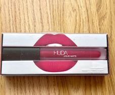 Huda Beauty Liquid Matter Lipstick - Miss America