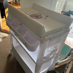 babylo changing unit and bath