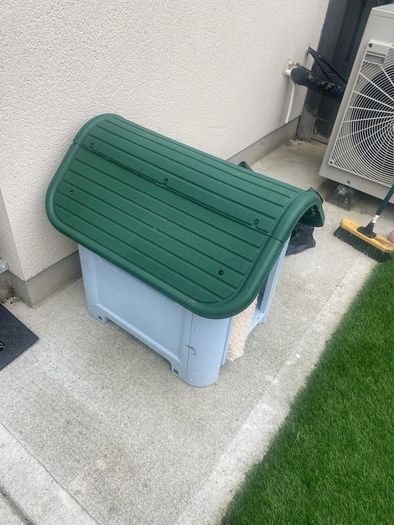 Dog house