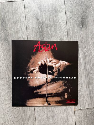 Aslan Vinyl