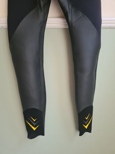 Mens Aqua Sphere Pursuit Triathlon  Wetsuit Size Medium/large